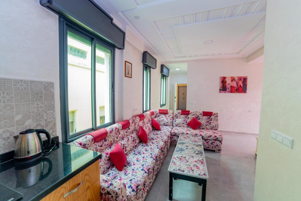 Velasquez Appartements Fast Wifi And Ocean View Tânger Exterior foto
